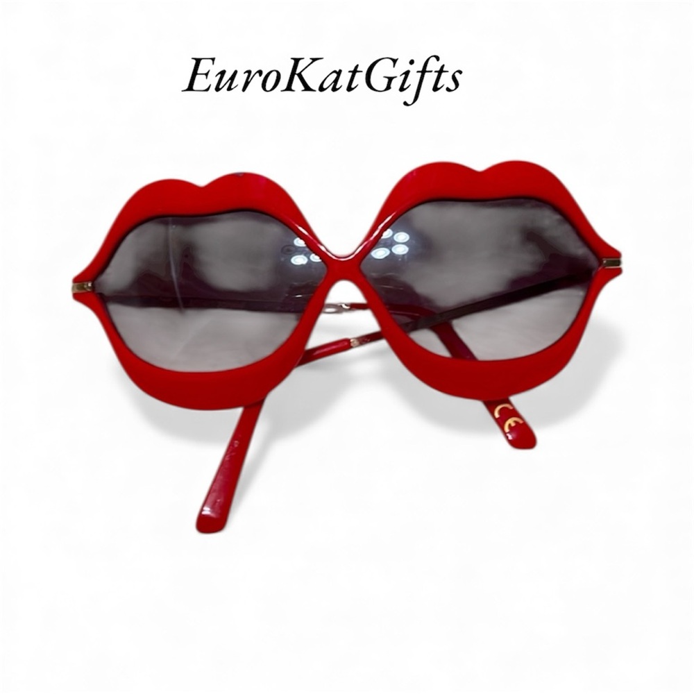 Red LIP Sunglasses Kiss Lip Smacker NEW NWT